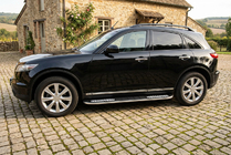 Infiniti FX 2003-2008 Pedane Laterali Tayga V2 (2 pz, Alluminio) foto 1