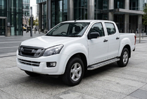 Isuzu D-Max 2011-2019 Pedane Laterali Maydos V2 (2 pz, Alluminio) foto 1