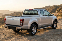 Isuzu D-Max 2011-2019 Pedane Laterali BlackLine (2 pz, Alluminio) foto 1