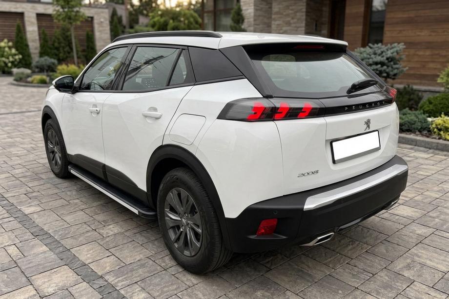 Peugeot 2008 2019- Pedane Laterali Maya V1 (2 pz, Alluminio) Image