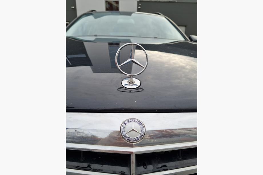Mercedes E-class W211 2002-2009 Emblema Bersaglio (senza scritta) Foto 4