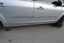 Ford Focus II 2005-2008 Modanature Porte Acciaio Inox (4 pz) OmsaLine - Acciaio Inox Italiano foto 1