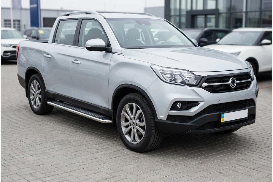 SsangYong Musso II 2018– Pedane Laterali Maydos V2 (2 pz, Alluminio) Image