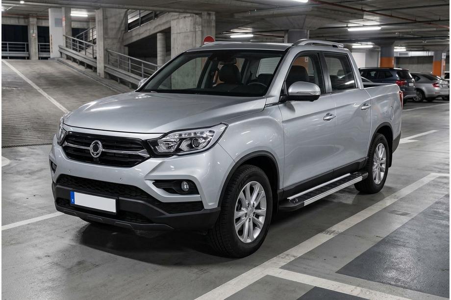SsangYong Musso II 2018– Pedane Laterali RedLine (2 pz, Alluminio) Foto 1