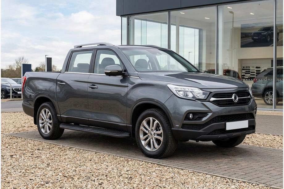 SsangYong Musso II 2018– Pedane Laterali Tayga Black (2 pz, Alluminio) Foto 1