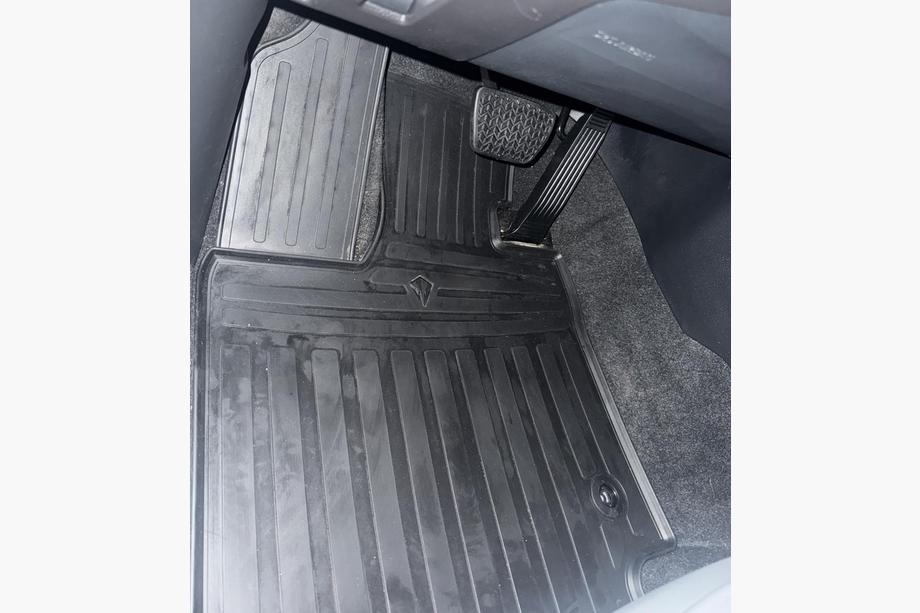 Toyota Highlander 2019- Tappetini in gomma Stingray (6 pz) Image