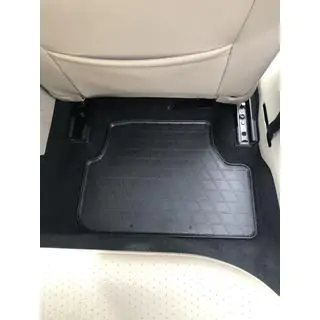 Tappetini in gomma per E-Golf (4 pz, Stingray Premium) foto 3