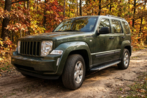 Jeep Cherokee/Liberty 2007-2013 Pedane Laterali Duru (2 pz, Alluminio) foto 1