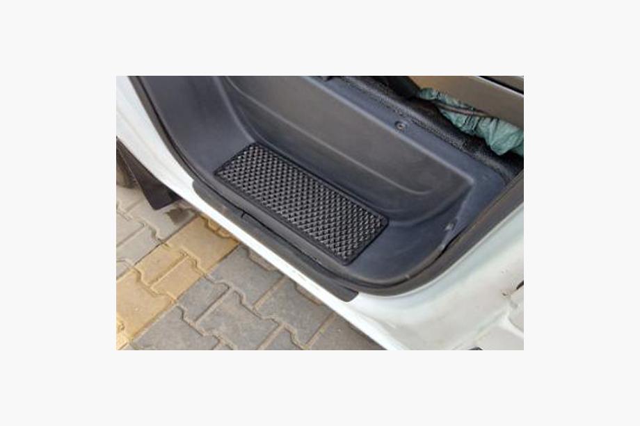Opel Movano 2010-2021 Tappetini soglia porta EVA (2 pz, neri) Foto 8