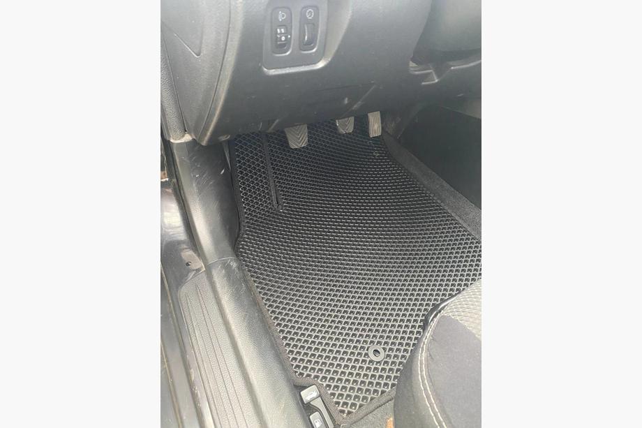 Mitsubishi Lancer 9 2004-2008 Tappetini EVA (neri) Image