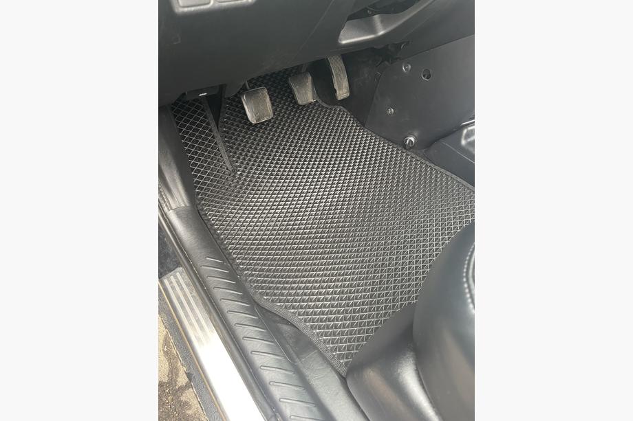 Ford Mondeo 2000-2007 Tappetini EVA (neri) Image