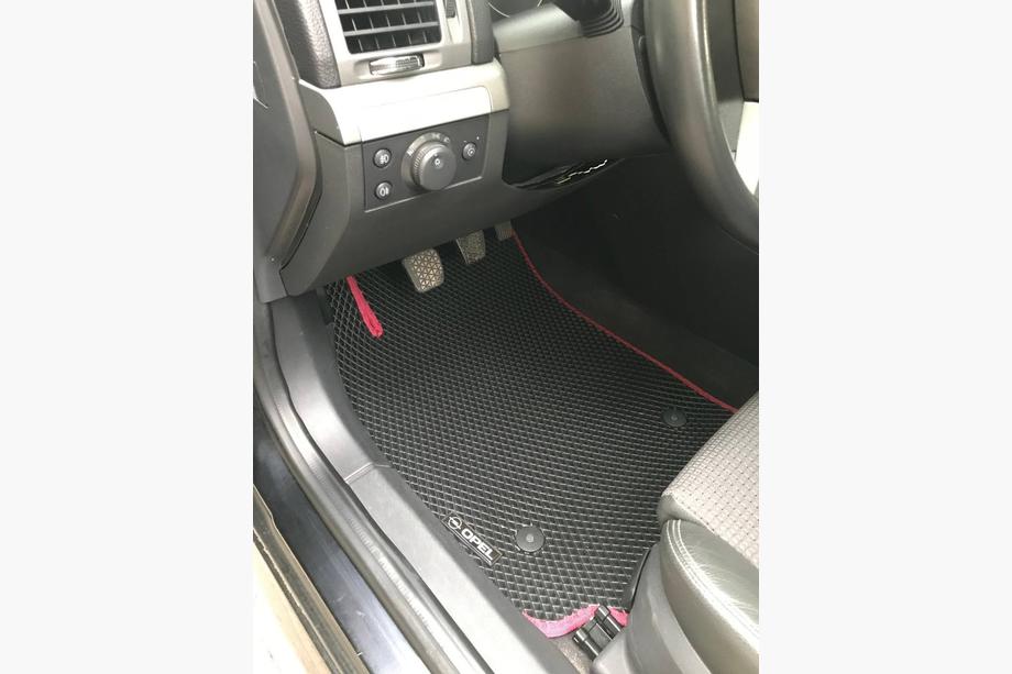 Opel Vectra C 2002-2008 Tappetini EVA (neri) Image