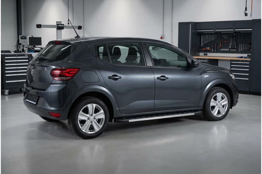 Dacia Sandero 2021- Pedane Laterali Duru (2 pz, Alluminio) Image