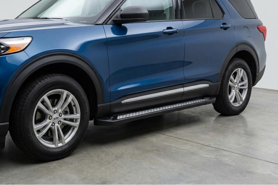 Ford Explorer 2019- Pedane Laterali Vision New Black (2 pz, Alluminio) Foto 1