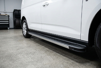 Volkswagen Caddy 2020- Pedane Laterali Maya V1 (2 pz, Alluminio) foto 1