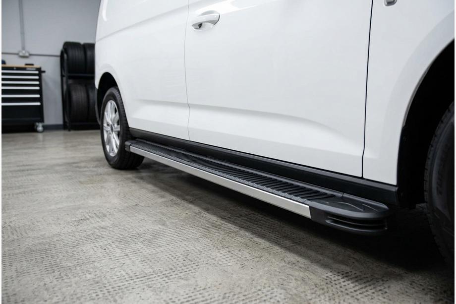 Volkswagen Caddy 2020- Pedane Laterali Maya V1 (2 pz, Alluminio) Image