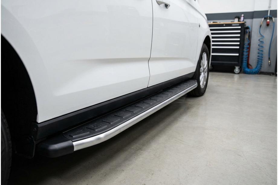 Volkswagen Caddy 2020- Pedane Laterali Fullmond (2 pz, Alluminio) Image