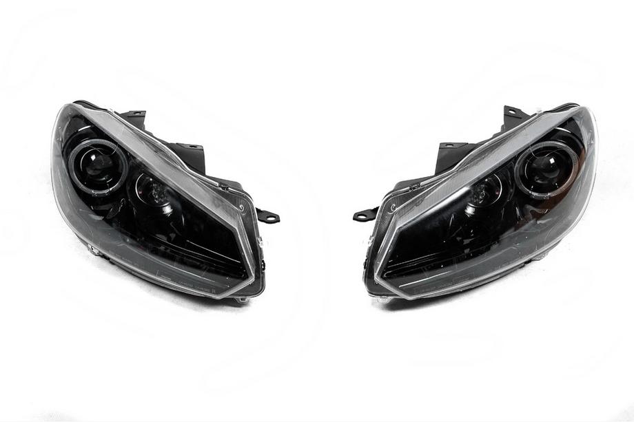 Volkswagen Golf 6 2008-2014 Fari Anteriori Black (2 pz, LED) Image