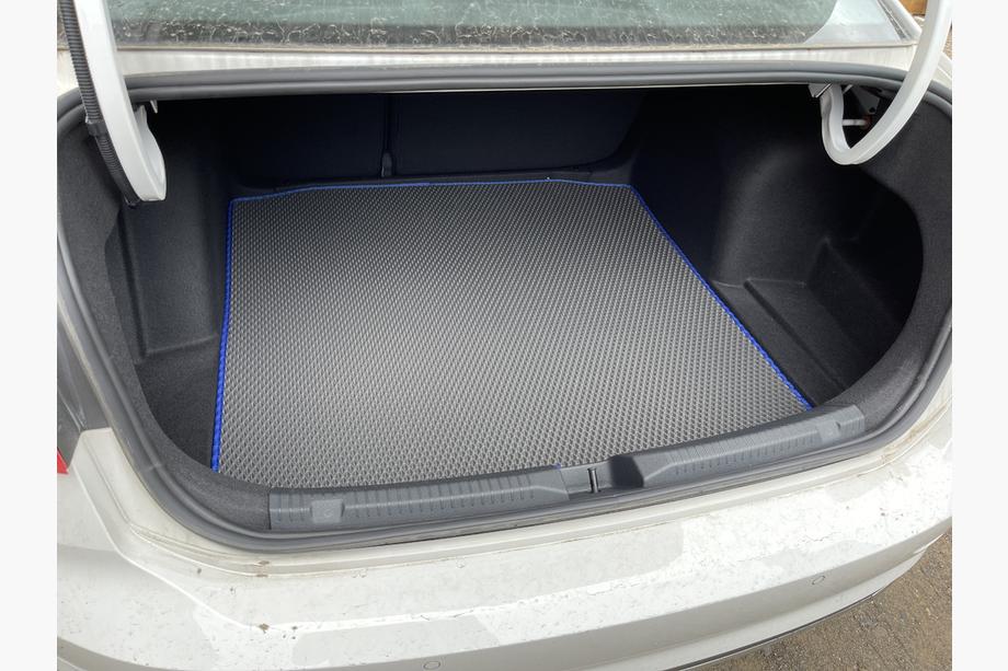 Volkswagen Lavida/e-Lavida 2019- Tappetino bagagliaio (EVA, Nero) Image
