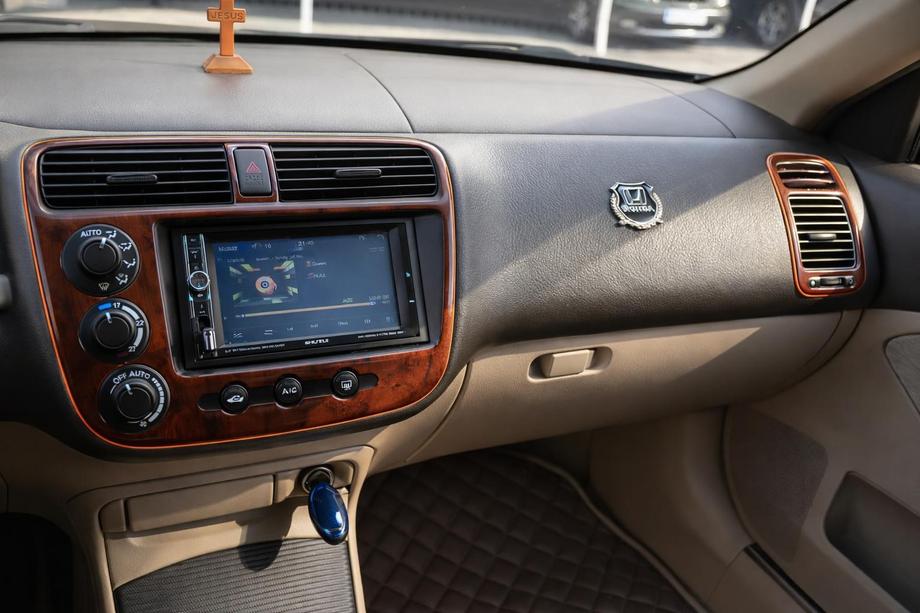 Honda Civic Sedan VII 2001-2006 Decorazione Cruscotto Image