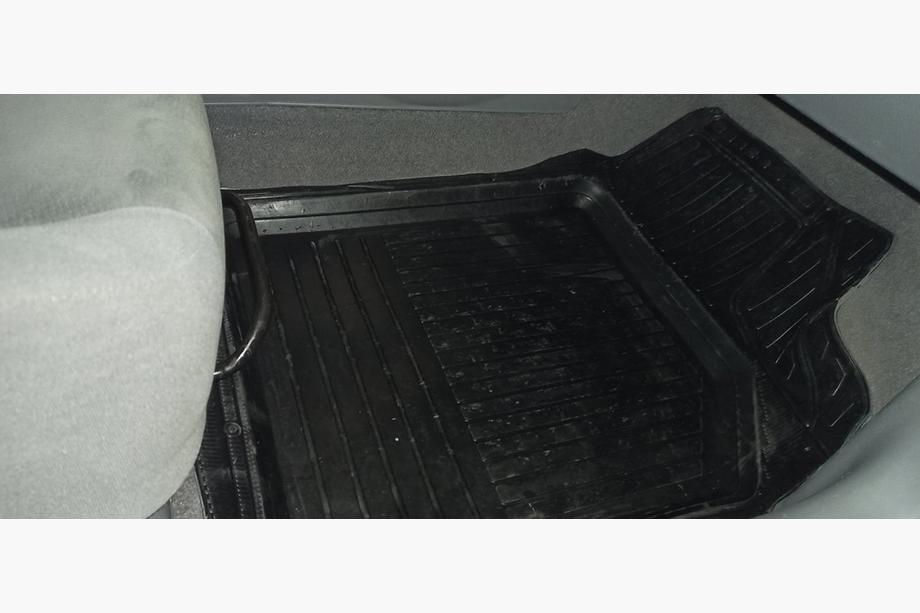 Chevrolet Lacetti 2003-2024 Tappetini in gomma con bordo (5 pz, Polytep) Image