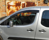 Citroen Berlingo 2008-2018 Deflettori Finestrini (2 pz, Sunplex Sport) foto 2