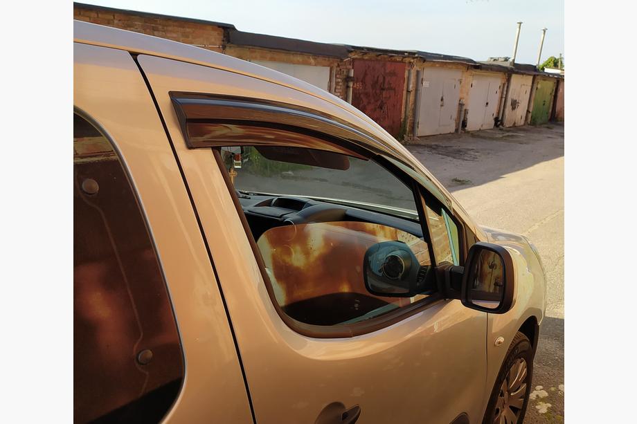Citroen Berlingo 2008-2018 Deflettori Finestrini (2 pz, Sunplex Sport) Image