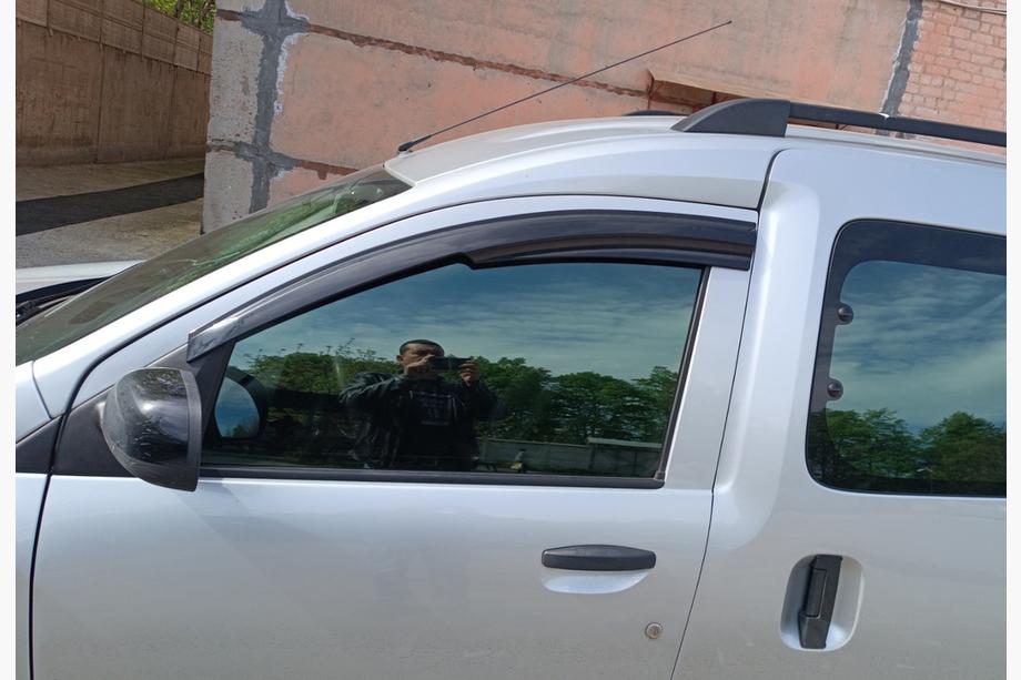 Renault Dokker 2013-2022 Deflettori Finestrini (2 pz, Sunplex Sport) Image