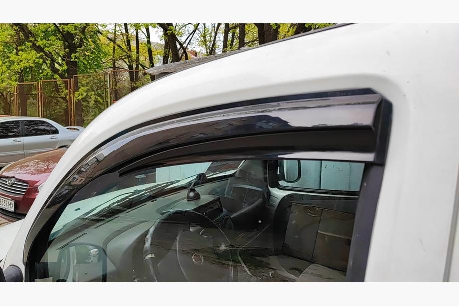 Fiat Doblo I 2005-2010 Deflettori Finestrini (2 pz, Sunplex Sport) Foto 1
