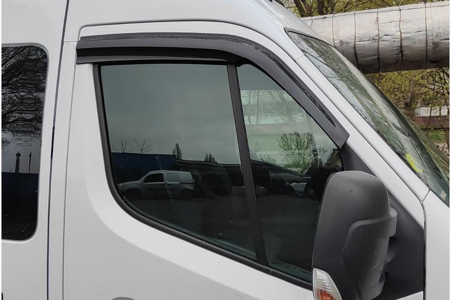 Nissan NV400 2010-2024 Deflettori Finestrini (2 pz, Sunplex Sport) Foto 1