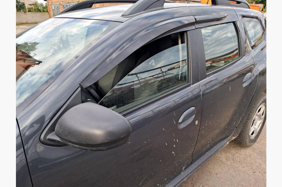 Dacia Duster 2008-2018 Deflettori Finestrini (4 pz, Sunplex Sport) Image