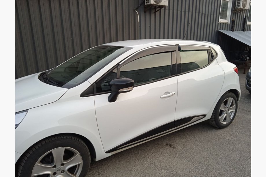 Renault Clio V 2019- Deflettori Finestrini con Modanatura Cromata (4 pz, Sunplex Chrome) Foto 1