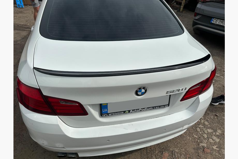 BMW 5 Series F10/F11 2010–2016 Spoiler Lip Sunplex (per F10, nero) Foto 12
