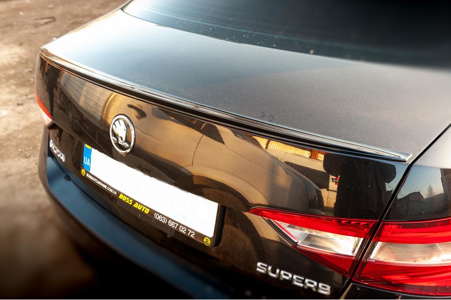 Skoda Superb 2015-2024 Spoiler Lip (Sunplex, nero) (119,2cm*7,3cm) Image