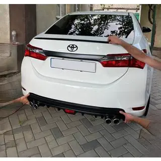 Spoiler Lip (Sunplex, nero) (118cm *6,4cm) Toyota Corolla 2013-2019 foto 2