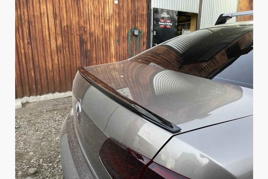 Volkswagen Passat B7 2012-2015 Spoiler Lip (Sunplex, nero, per EU) (115,8cm x 6,3cm) Image