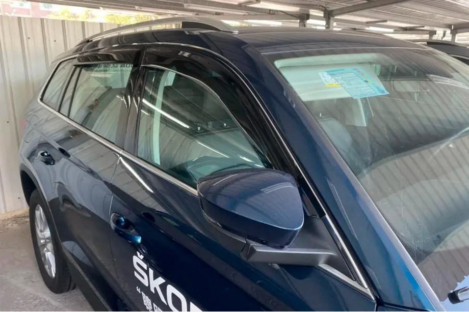 Skoda Kodiaq 2016-2023 Deflettori Finestrini (4 pz, HIC) Foto 1