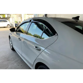 Deflettori Aria Liftback (4 pz, HIC) foto 2