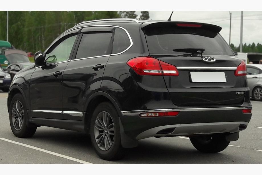 Chery Tiggo 5 2013- Modanatura sopra targa Libao (acciaio inox) Image