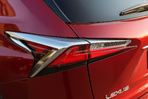 Lexus NX 2014-2021 Coperture Cromate Fanali Posteriori (2 pz, ABS) foto 2
