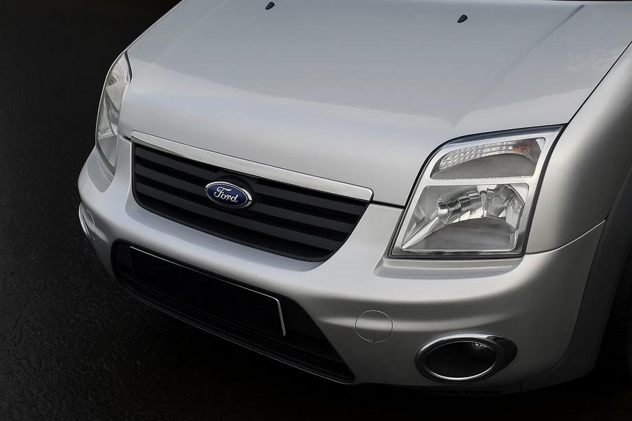 Ford Connect 2010-2013 Cornici fari fendinebbia (2 pz, plastica) Foto 3