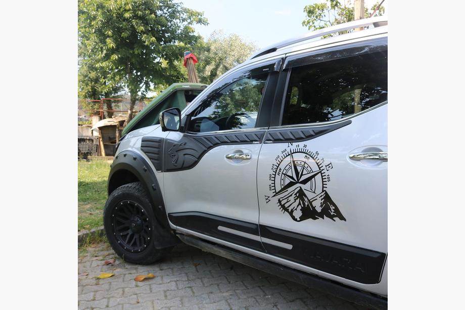 Nissan Navara/NP300 2016- Modanature superiori porta (6 pz, ABS) Foto 1