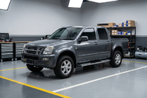 Isuzu D-Max 2002-2011 Pedane Laterali Tayga V2 (2007-2012, 2 pz, Alluminio) foto 1