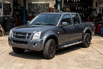 Isuzu D-Max 2002-2011 Pedane Laterali Sunrise (2007-2012, 2 pz, Alluminio) foto 1