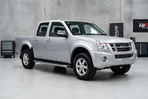 Isuzu D-Max 2002-2011 Pedane Laterali BlackLine (2007-2012, 2 pz, Alluminio) foto 1