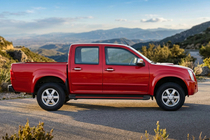 Isuzu D-Max 2002-2011 Pedane Laterali Maya Red (2007-2012, 2 pz, Alluminio) foto 1