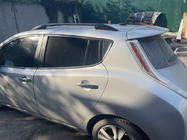 Nissan Leaf 2010-2017 Barre portatutto Skyport (nere) foto 2