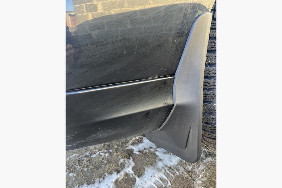 Mercedes GLE/ML class W166 2011-2018 Paraspruzzi posteriori originali per ML W166 (para urti AMG) Image