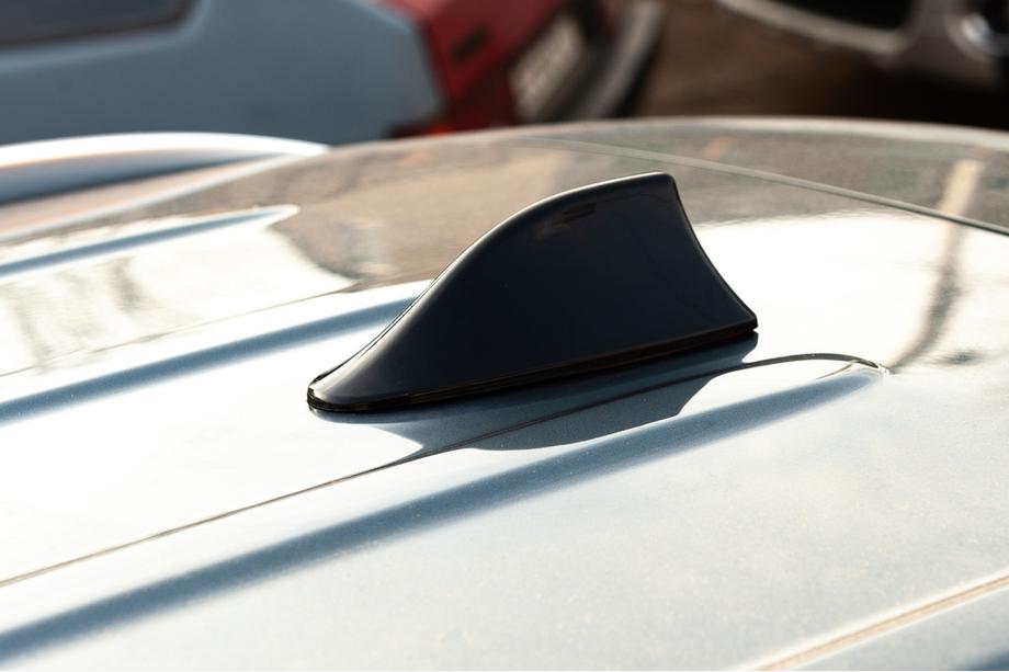 Antenna pinna di squalo (nero, ABS) Foto 1