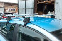 Nissan Leaf 2010-2017 Portapacchi per tetto liscio (cromato, coppia) foto 4